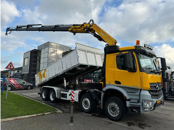 Вантажівка з маніпулятором MERCEDES-BENZ Arocs