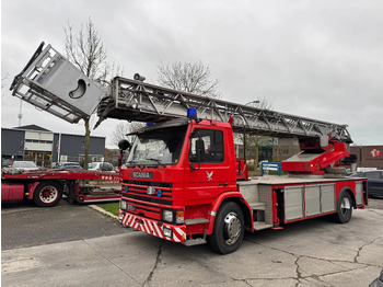 Пожежна машина SCANIA P82