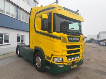 Тягач SCANIA R 450