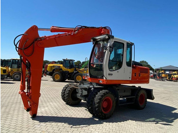 Колісний екскаватор LIEBHERR A 900