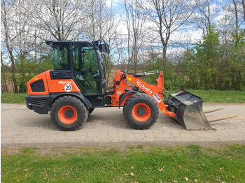 Колісний навантажувач KUBOTA R 070: фото 2