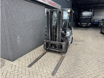 Газовий навантажувач Nissan UD02A25PQ Triplo 430 Freelift/Sideshift LPG 2006: фото 4