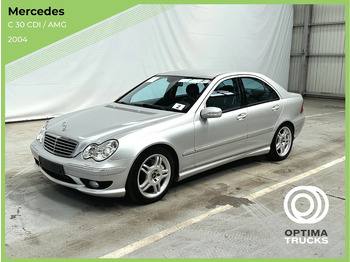 Седан MERCEDES-BENZ