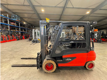 Навантажувач вилковий LINDE E