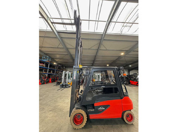 Навантажувач вилковий 2017 SERVICE + UVV 10/2026 LINDE E35L 3.500KG EVO TRIPLEX 3.+4.: фото 3 Навантажувач вилковий 2017 SERVICE + UVV 10/2026 LINDE E35L 3.500KG EVO TRIPLEX 3.+4.: фото 3