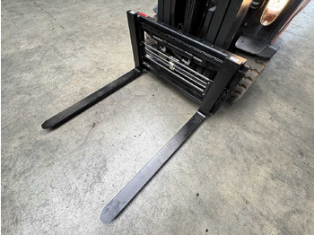 Навантажувач вилковий 2017 SERVICE + UVV 10/2026 LINDE E35L 3.500KG EVO TRIPLEX 3.+4.: фото 5 Навантажувач вилковий 2017 SERVICE + UVV 10/2026 LINDE E35L 3.500KG EVO TRIPLEX 3.+4.: фото 5