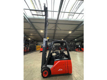 Навантажувач вилковий 40/2023 SERVICE + UVV 09/2026 LINDE E16 1,600KG TRIPLEX ELECTRIC FORKLIFT 12,719 HOURS: фото 4