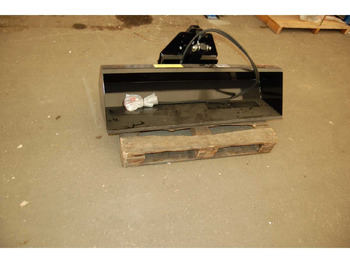 Фронтальний навантажувач для трактора