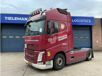 Вантажівка VOLVO FH