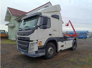 Вантажівка VOLVO FM 450