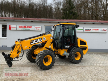Телескопічний фронтальний навантажувач JCB