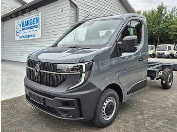 Легка бортова вантажівка RENAULT Master