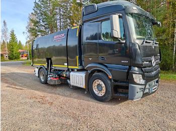 Підмітально-прибиральна машина MERCEDES-BENZ Actros
