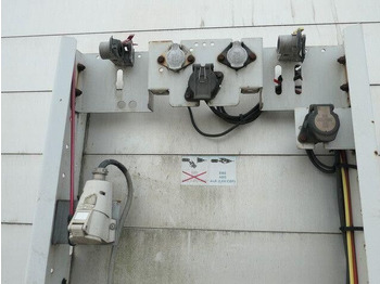 Тентований напівпричіп Schmitz Cargobull SCS 24 - 13.62 EB, Edscha, LBW, Palettenkasten: фото 4 Тентований напівпричіп Schmitz Cargobull SCS 24 - 13.62 EB, Edscha, LBW, Palettenkasten: фото 4