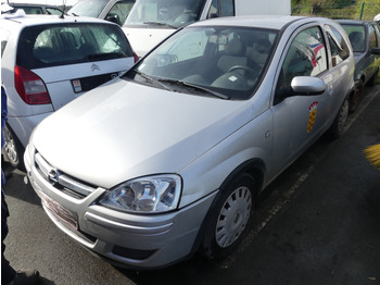 Легковий автомобіль OPEL