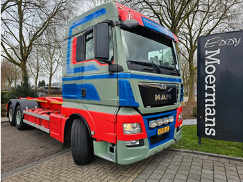 Гаковий мультиліфт вантажівка MAN TGX 26.560