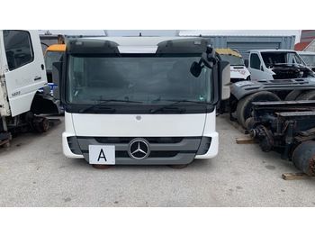 Кабіна й інтер'єр