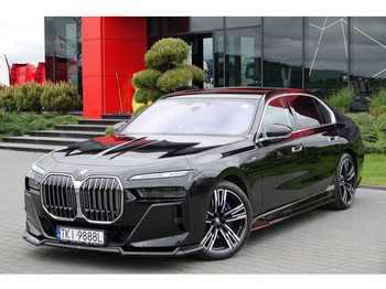 Седан BMW