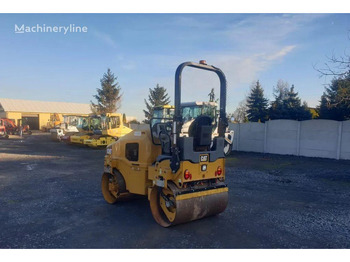 Каток Caterpillar CB 24B road roller: фото 4