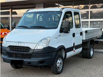 Легка бортова вантажівка IVECO Daily 35C15