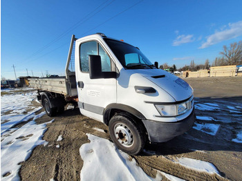 Самоскид вантажівка IVECO Daily