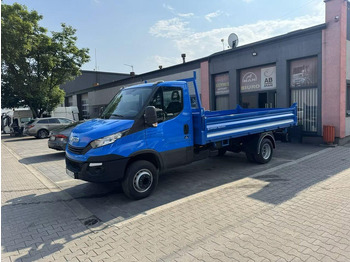 Самоскид вантажівка IVECO Daily
