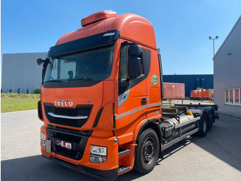 Вантажівка шасі IVECO Stralis 460
