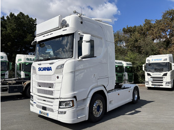 Тягач SCANIA S 500