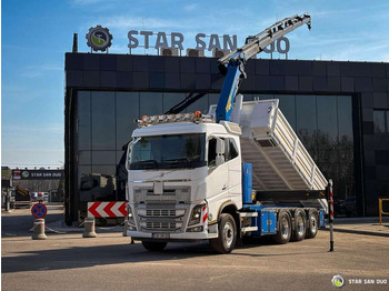 Вантажівка з маніпулятором VOLVO FH16 550