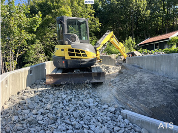 Гусеничний екскаватор NEW HOLLAND