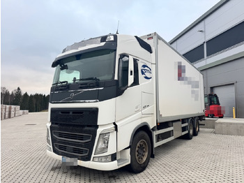 Вантажівка з закритим кузовом VOLVO FH 420
