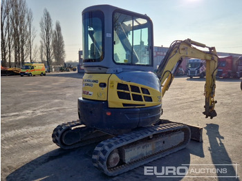 Міні-екскаватор New Holland E35.2SR: фото 5