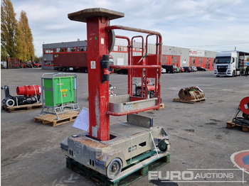 Вертикальний щогловий підйомник