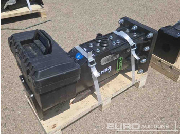 : фото в шапці сторінки