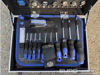 Обладнання для гаражів/ Майстерень Unused Günter Wagen 110 Pcs Tool Case: фото 2 Обладнання для гаражів/ Майстерень Unused Günter Wagen 110 Pcs Tool Case: фото 2