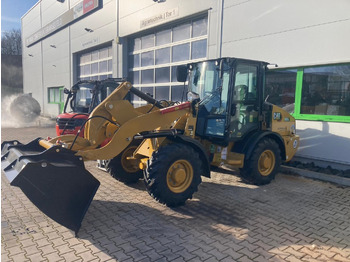 Колісний навантажувач CATERPILLAR 906