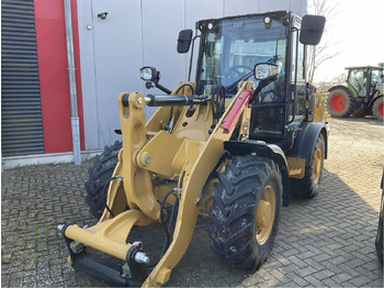 Колісний навантажувач CATERPILLAR 906