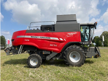 Зернозбиральний комбайн MASSEY FERGUSON