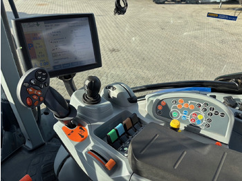 Трактор New Holland T 7.270 AC: фото 3 Трактор New Holland T 7.270 AC: фото 3