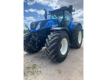 Трактор NEW HOLLAND T7