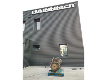 : фото в шапці сторінки