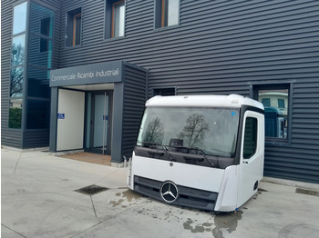 Кабіна й інтер'єр MERCEDES-BENZ Arocs