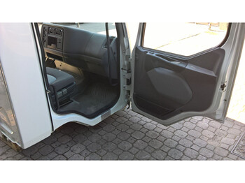Кабіна й інтер'єр в категорії Вантажівки Renault MIDLUM Euro 5: фото 2
