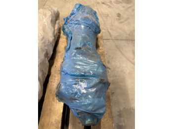 Двигун та запчастини SCANIA