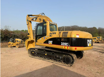 Гусеничний екскаватор CATERPILLAR 320C: фото 3