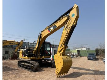 Гусеничний екскаватор CATERPILLAR 320D2L: фото 3