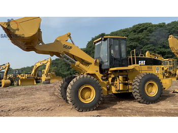 Колісний навантажувач CATERPILLAR 966F