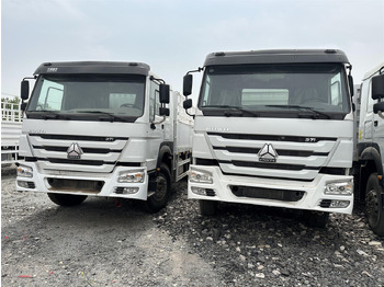 Для перевезення худоби вантажівка SINOTRUK HOWO