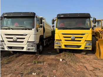 Самоскид вантажівка SINOTRUK HOWO
