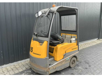 Складські тягач JUNGHEINRICH